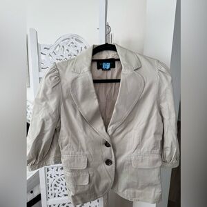 BCBG MaxAzria Beige Jacket Size Small – Classic Tailored Blazer